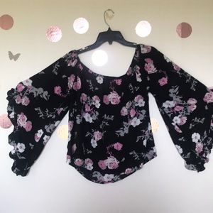 Cute Floral Off the Shoulder Semi Crop shirt